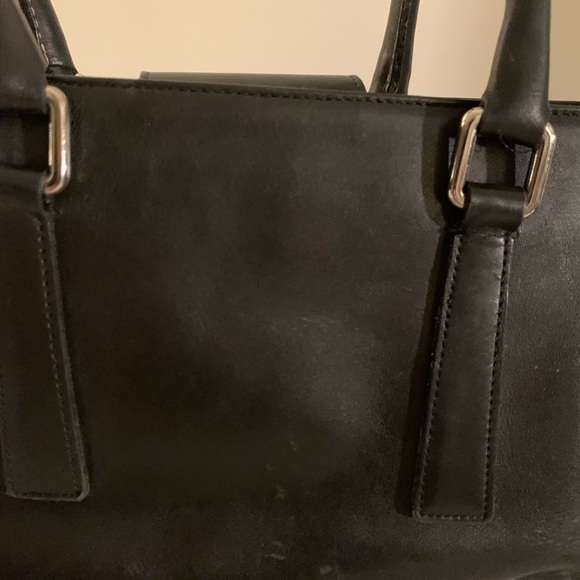 Vintage COACH Handbag from 80s black leather - Picture 4 of 8